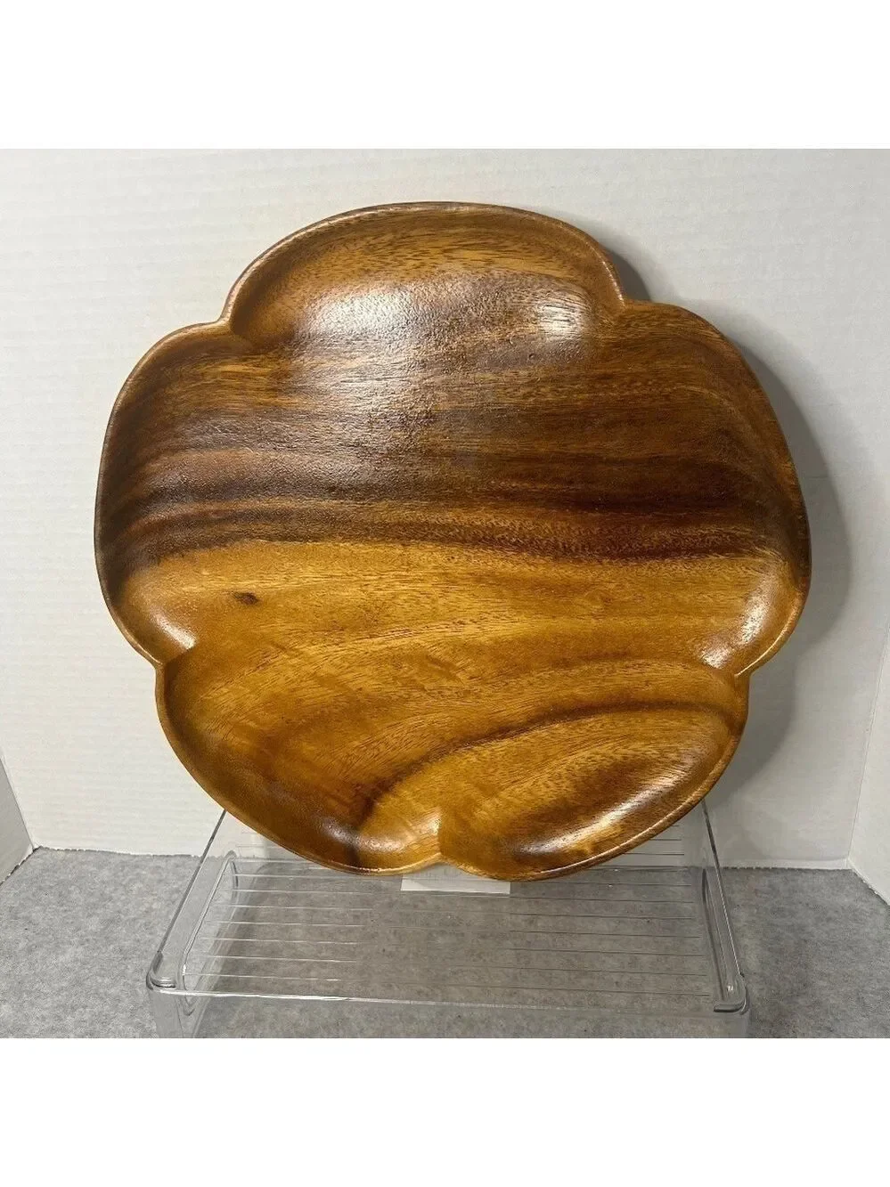 Vintage Monkeypod Flower Shaped Serving Dish 12” Diameter Great Condition